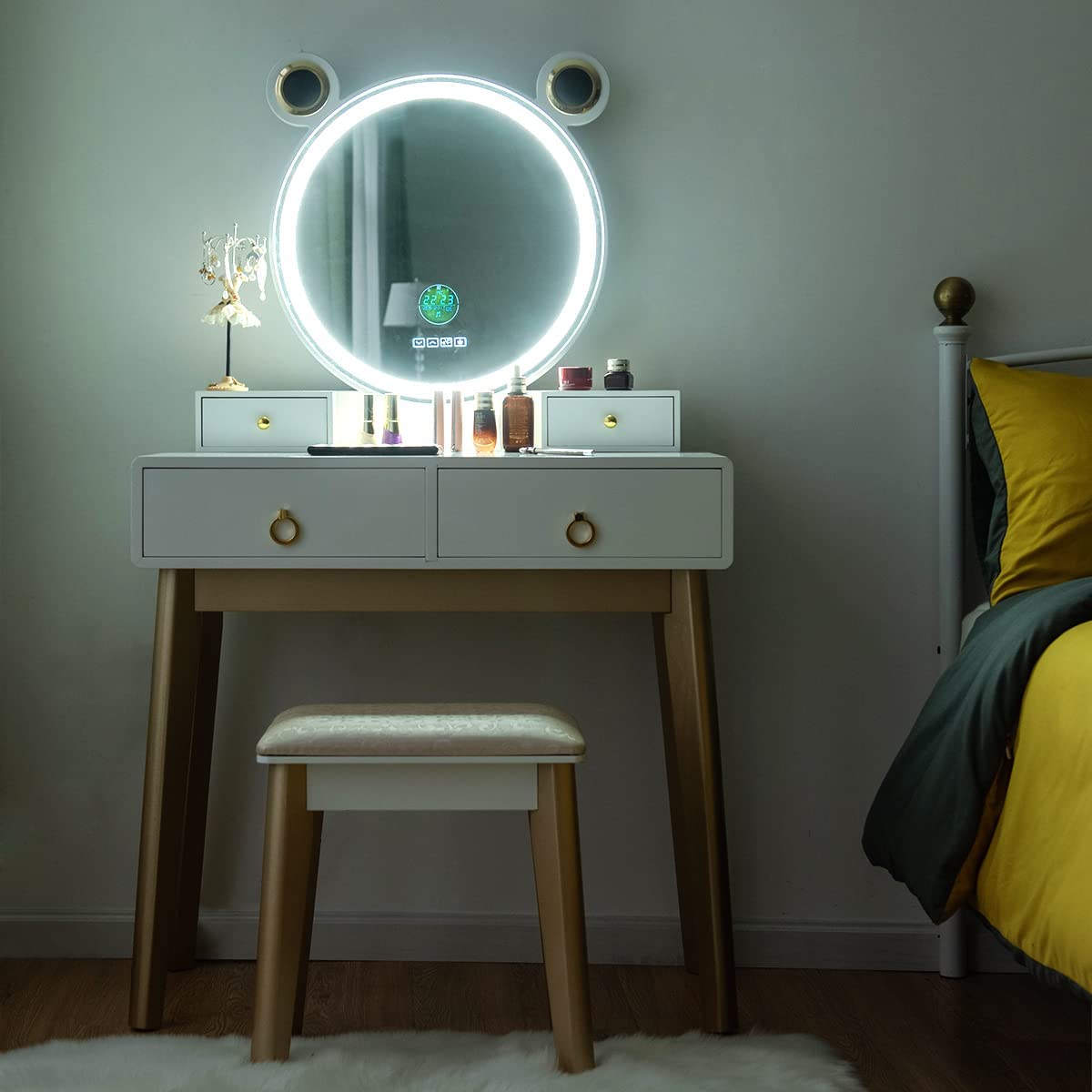 CHARMAID Vanity Set with Lighted Mirror.